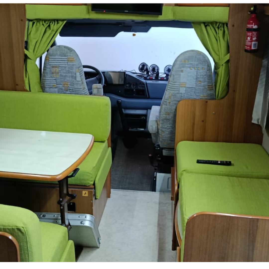 Come rinnovare gli interni di un camper anni '90/2000: la guida definitiva